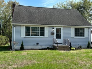 Building Photo - 46 Vance Rd