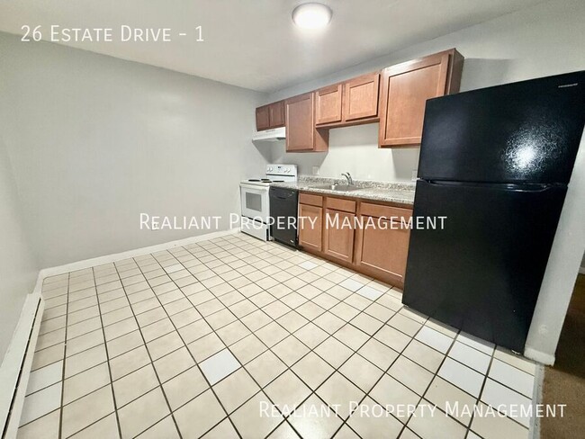 Building Photo - 26 Estate Dr