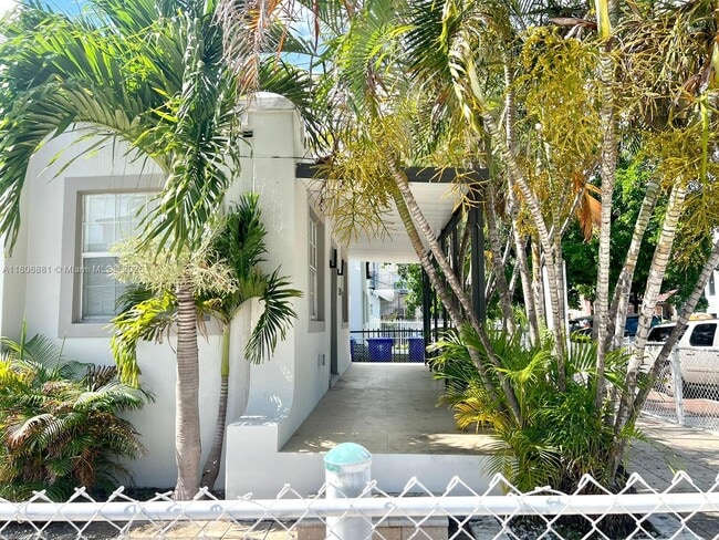 Foto del edificio - 530 SW 14th Ave