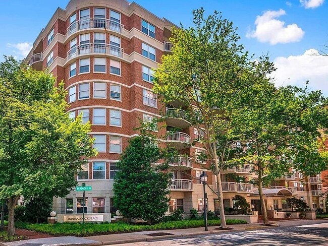 Building Photo - 1200 Braddock Pl