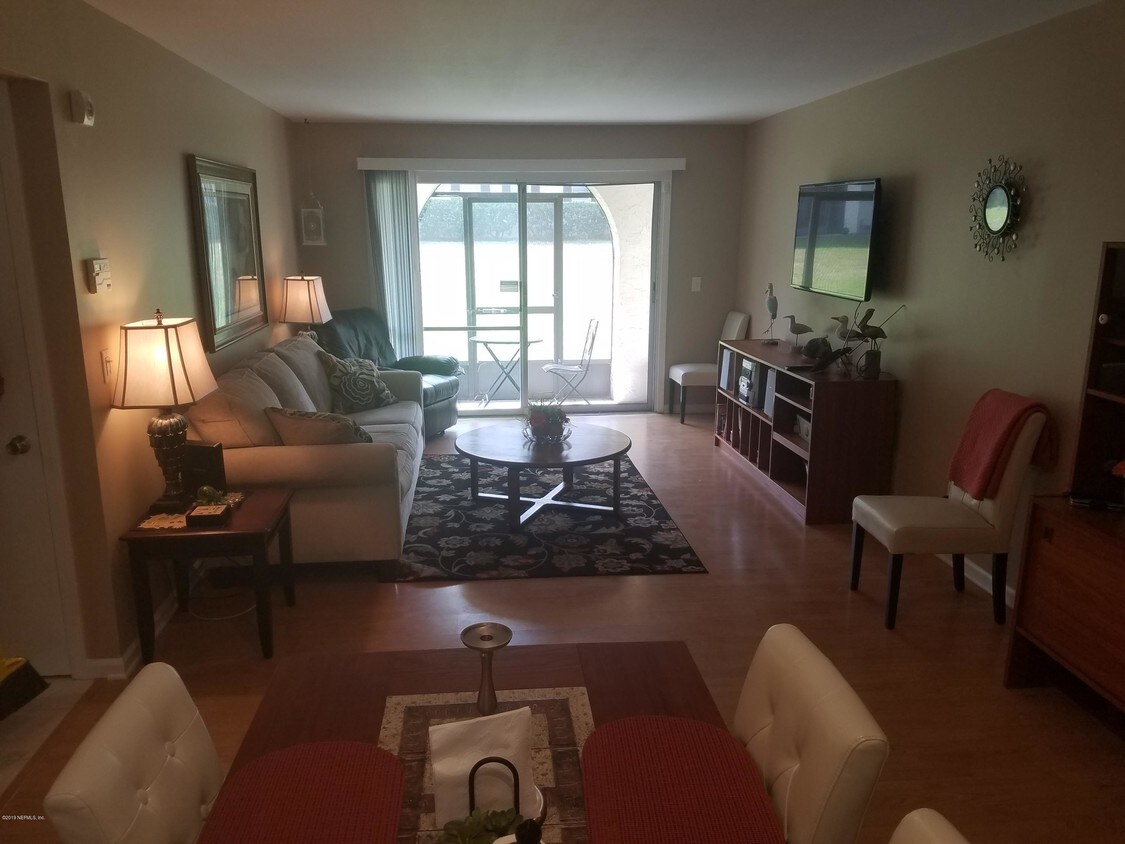 Foto principal - 7348 Pottsburg Dr