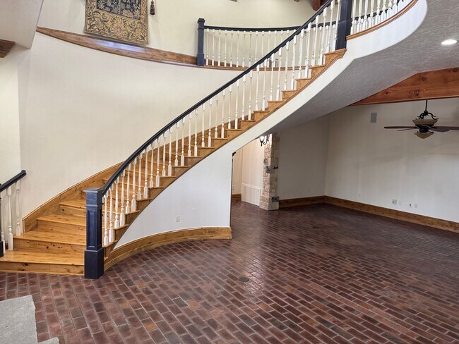 Foto del edificio - 507 E 16th St
