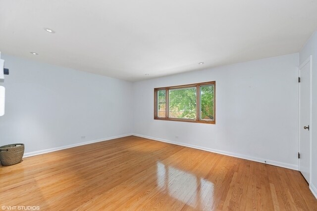 Foto del edificio - 8023 Lake St