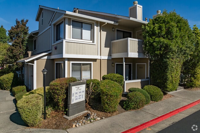 Alternar - Vintage Ridge Apartment Homes