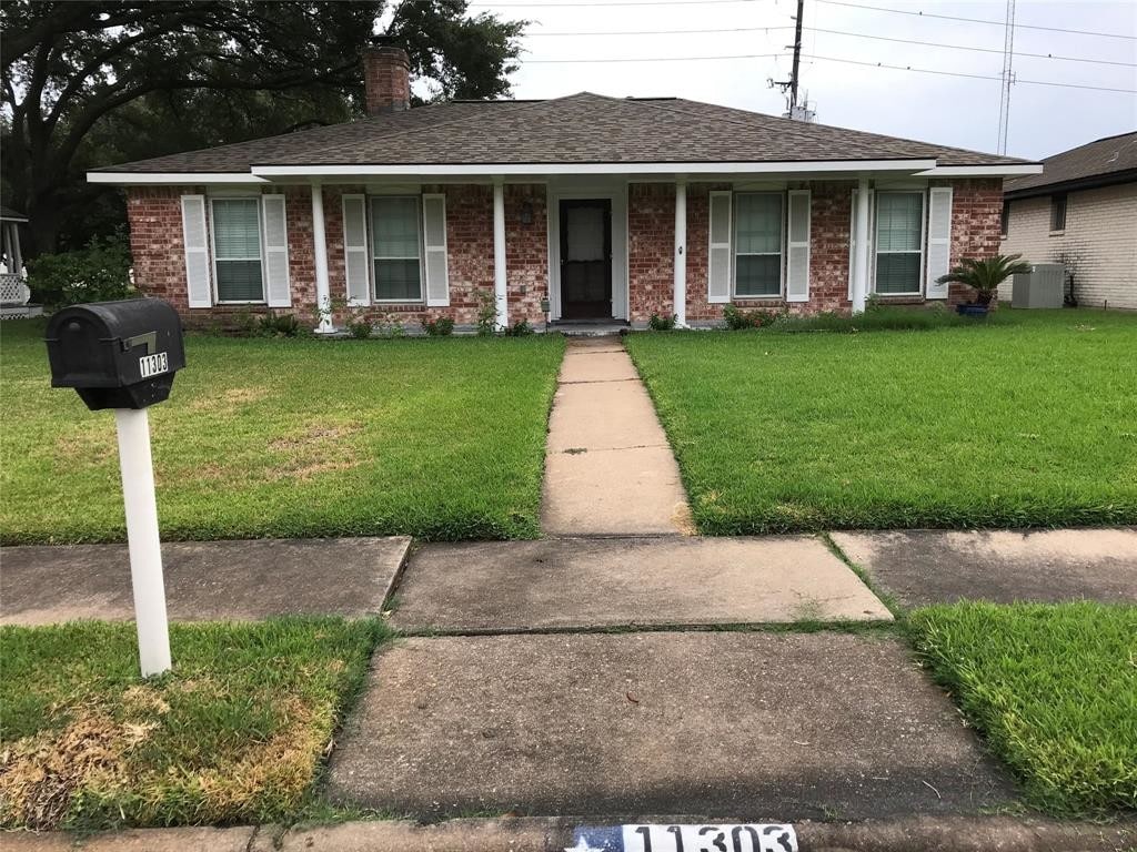 11303 Brook Meadows Ln, Stafford, TX 77477 House for Rent in Stafford