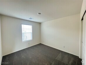 Building Photo - 4487 Honey Hls Ave