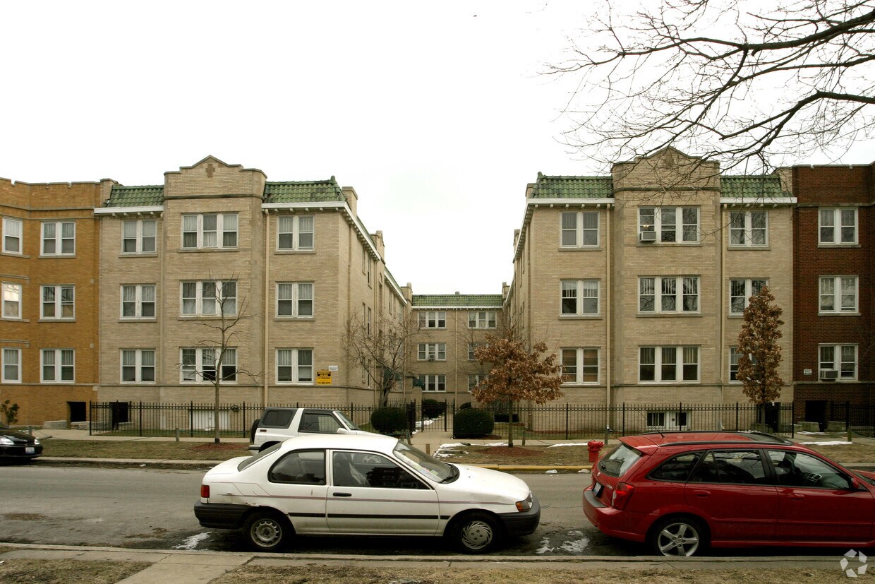 Foto del edificio - 4837-4843 N Wolcott Ave