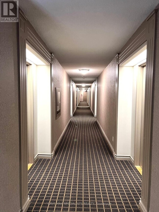 Photo du bâtiment - 135 Hillcrest Ave