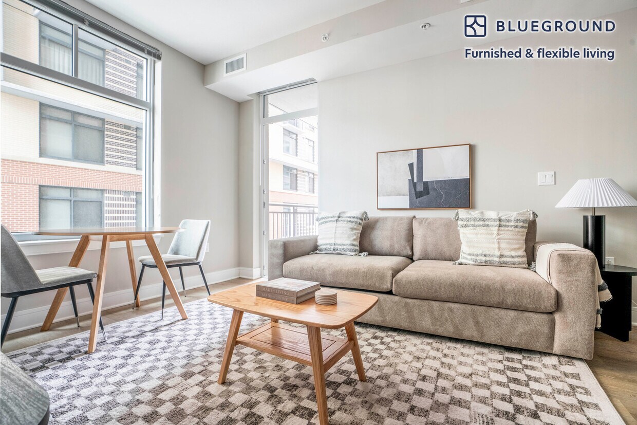 Foto principal - 4924 St Elmo Ave