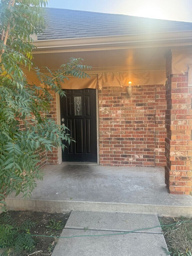 Foto del edificio - 3705 Matthew Dr