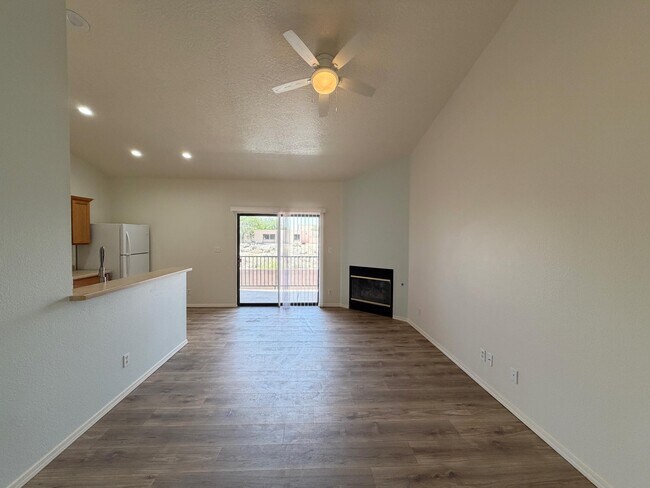 Foto del edificio - 1105 Meadowlark Way SE