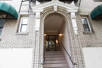 Building Photo - 1715 NW Marshall St