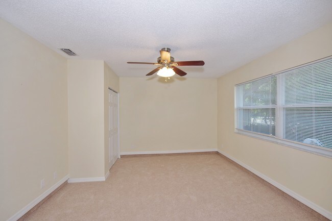 Building Photo - 7413 Navel Tree Ct
