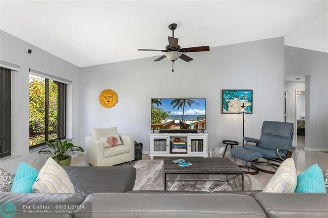Foto del edificio - 5674 SE Schooner Oaks Way