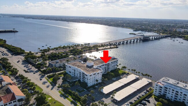 Building Photo - 2860 S Ocean Blvd