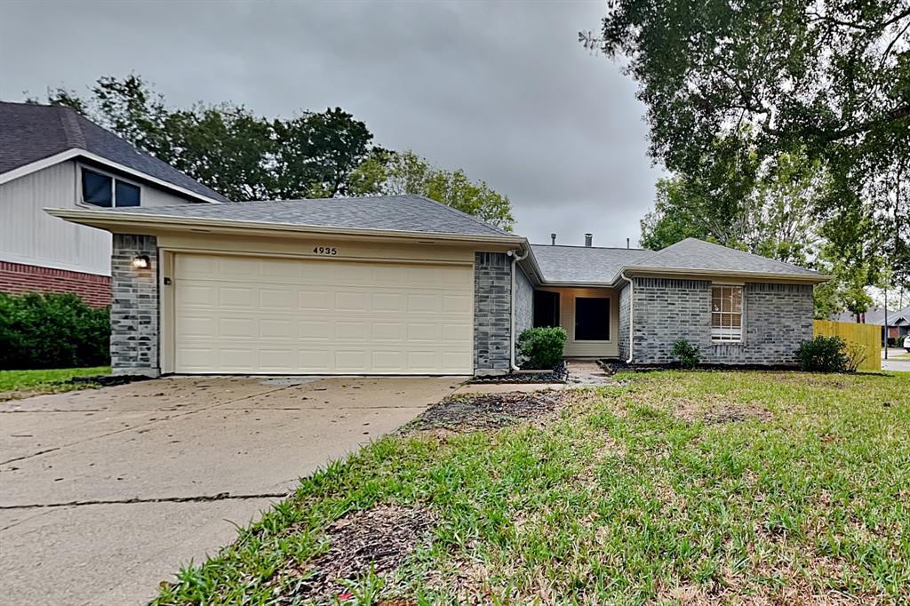 Foto principal - 4935 Pecan Grove Dr