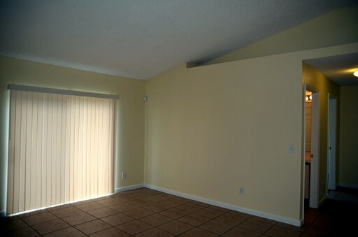 Building Photo - 616 Regency Way