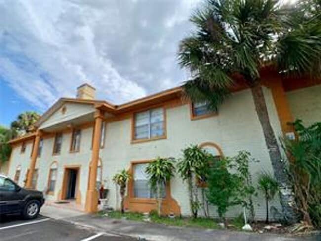Essex Park Villas Condominium - Essex Park Villas Condominium