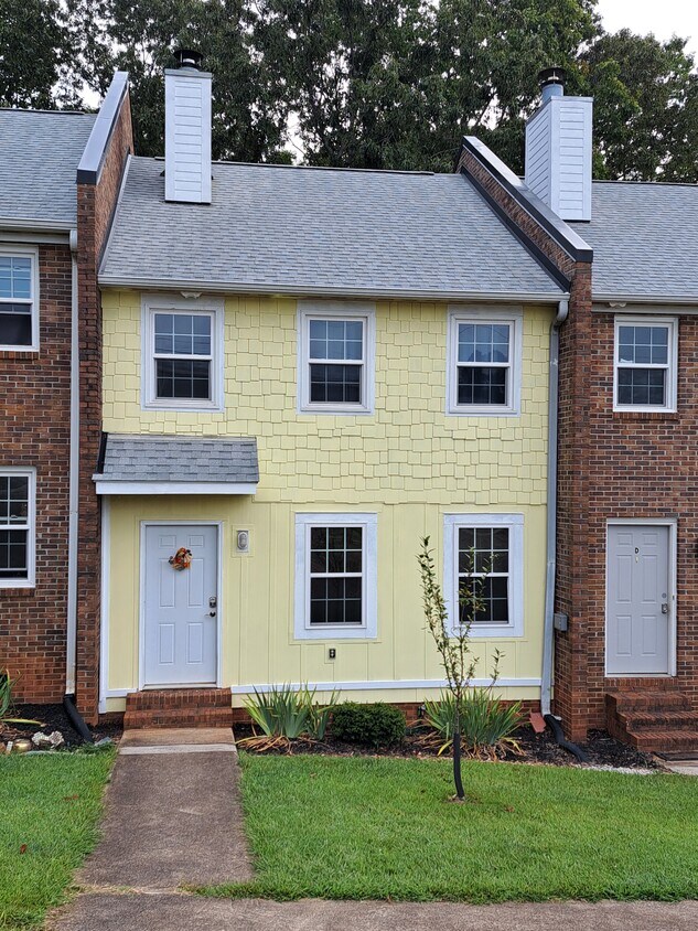 11052 Watson Dr, Seneca, SC 29672 Townhome Rentals in Seneca SC