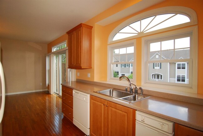 Building Photo - 37 Catamaran Ct