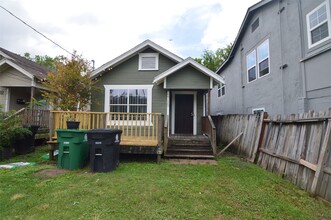Building Photo - 2712 Holman St