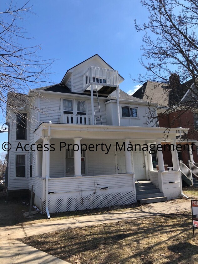 Remodeled 3 bedroom unit with loft! Apartment for Rent in Kalamazoo