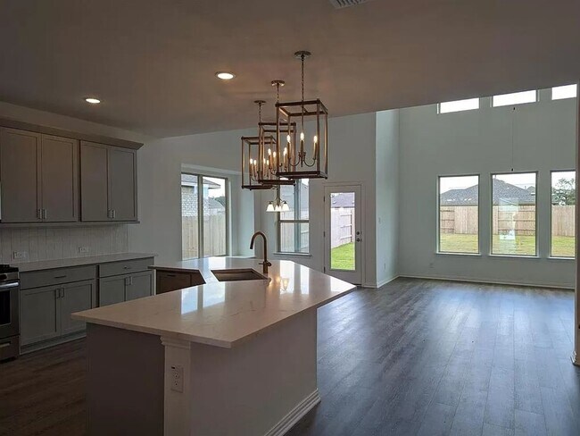 Foto del edificio - 4 Bedroom Single Family Home in Bastrop