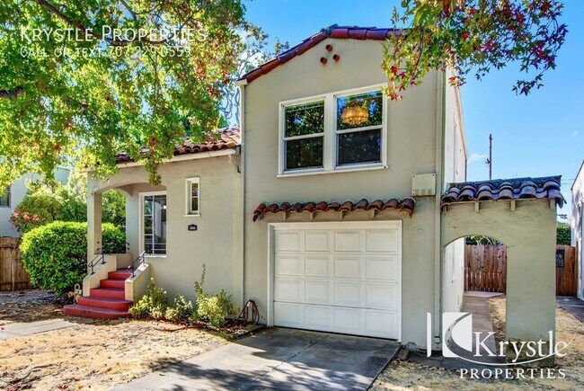 Building Photo - Beautifully updated Vallejo gem with centr...