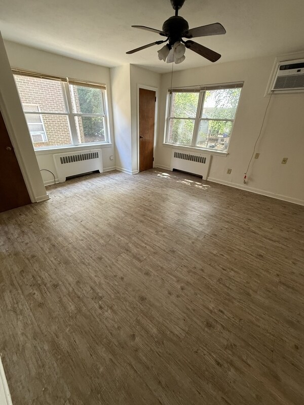 Foto del edificio - 825 Harrington Ave