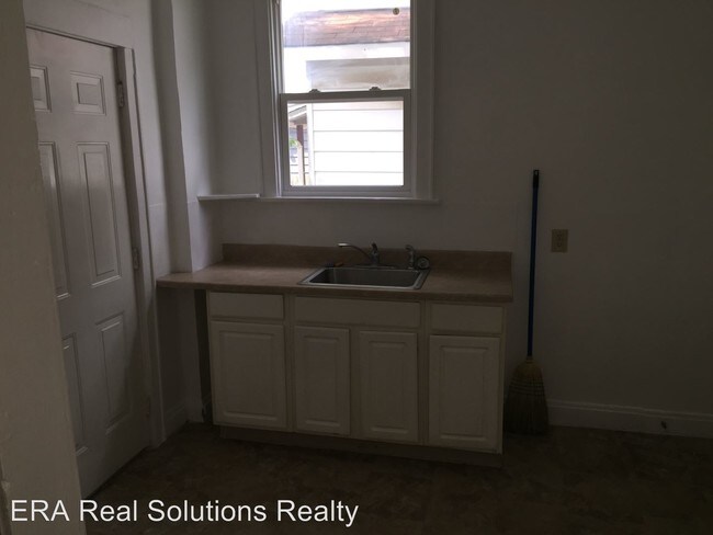Building Photo - 2 br, 1 bath House - 529 Jenkins Avenue