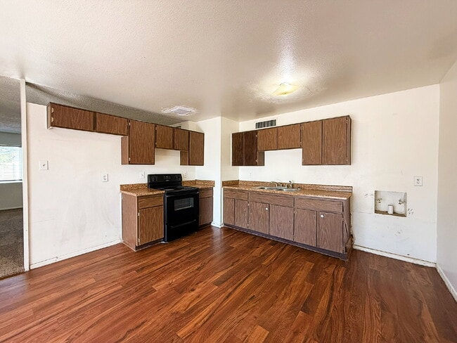 Foto del edificio - Cozy Single-Story Home in North Glendale