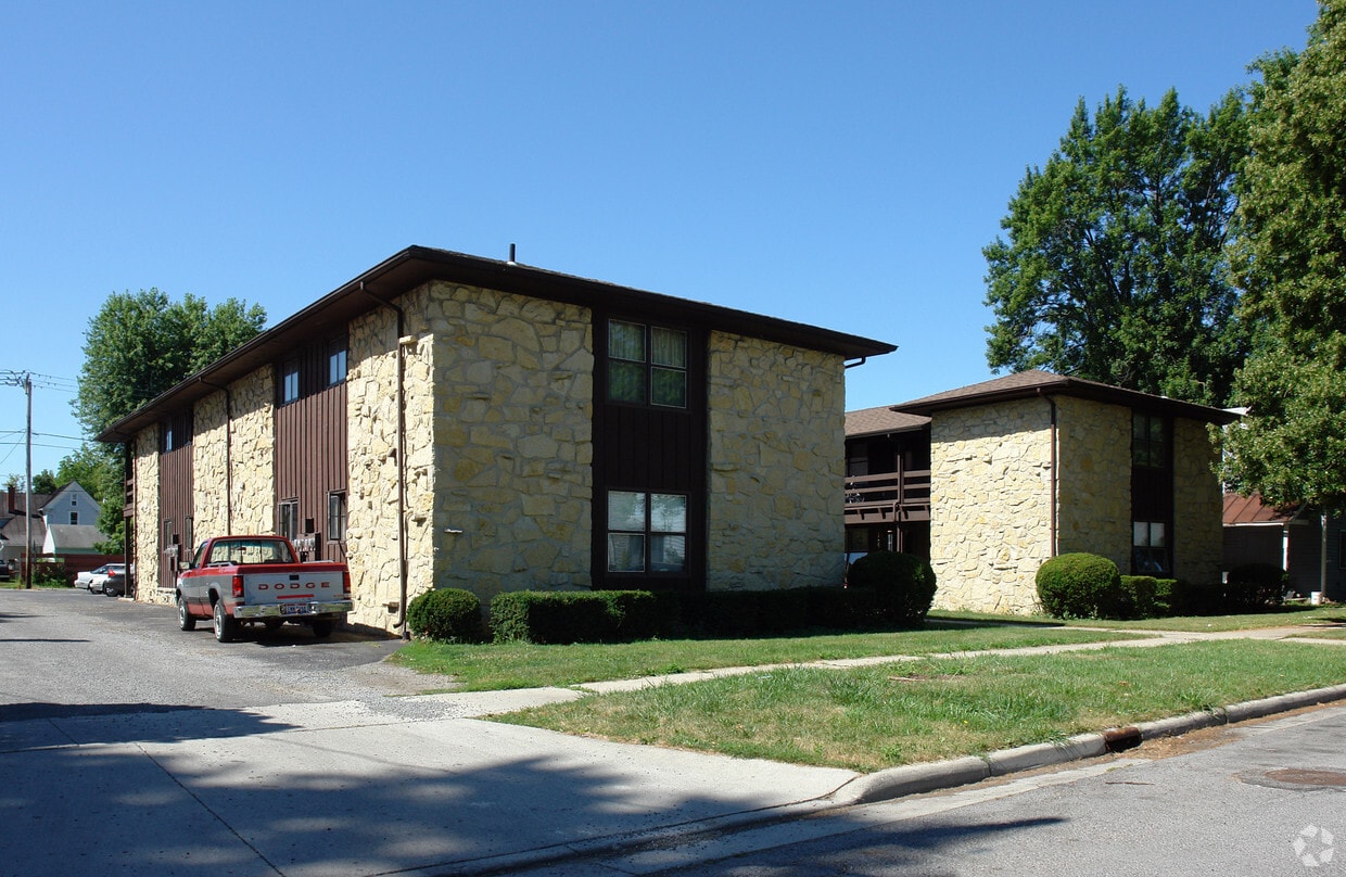 Primary Photo - 801 Putnam St