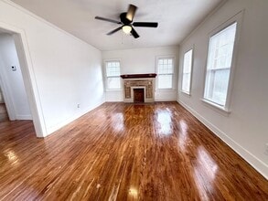 Building Photo - 2212 1/2 N Lee Ave