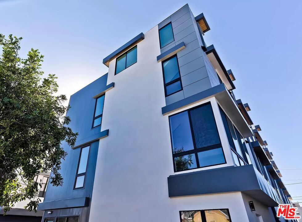 Foto principal - 1035 Wilcox Ave