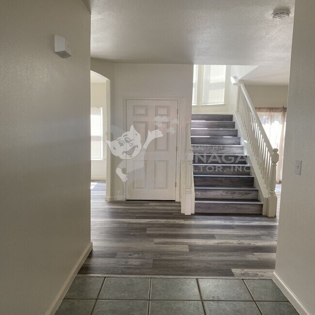 Photo - 3 Bedroom/2.5 bathroom home