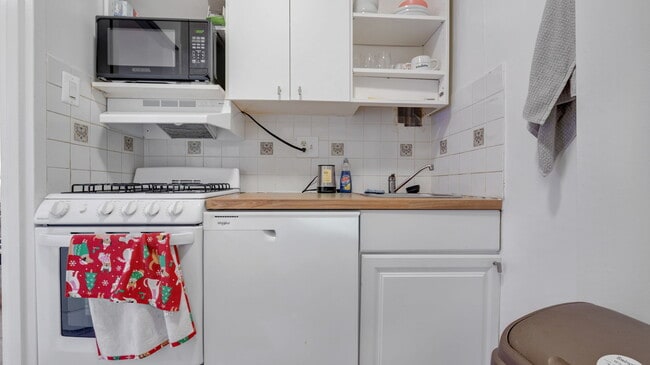 Photo - 1021 Arlington Blvd Apartment