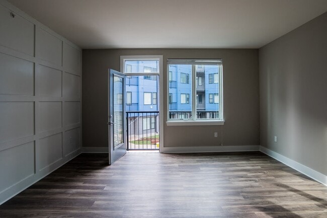 Interior Photo - CityWay