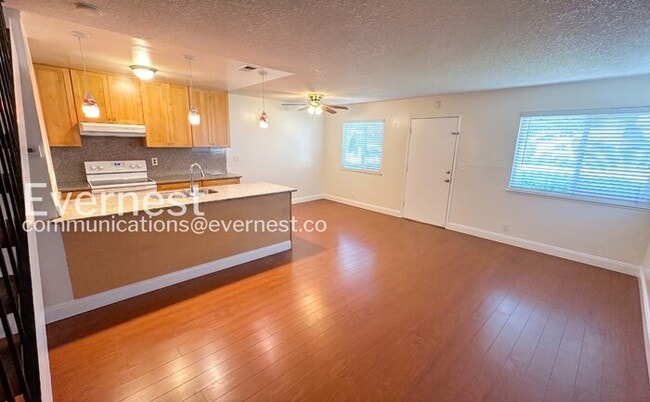 Building Photo - 34749 Alvarado-Niles Rd