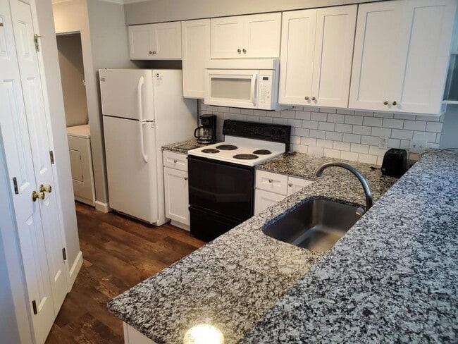 Building Photo - 469 White River Dr. # 34A