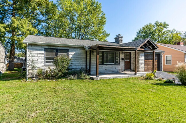 Foto del edificio - 491 Stratford Dr