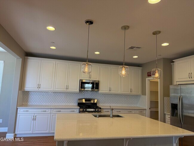 Foto del edificio - 37434 Butternut Ln