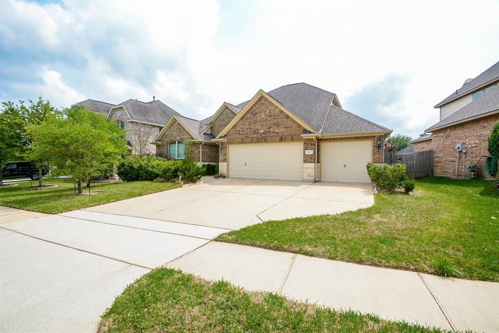 Primary Photo - 8414 Misty Mountain Trail Ln