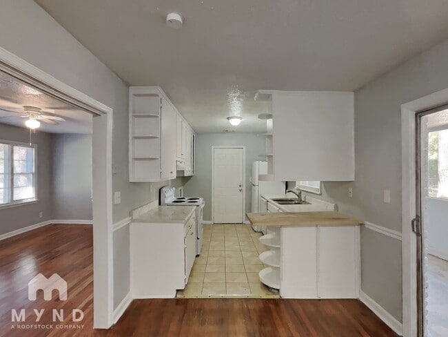 Foto del edificio - 1768 Santa Cruz Dr