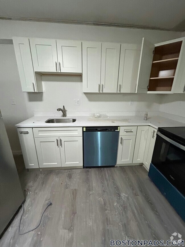 Building Photo - 30 Normandy Ave
