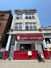 Building Photo - 2856 W Roosevelt Rd