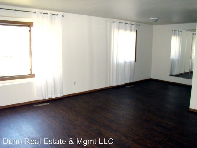 Building Photo - 2 br, 1 bath House - 3336 Liverpool