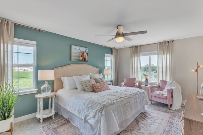 Interior Photo - Brookstone