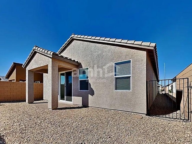 Building Photo - 529 Silverbell Fls Pl