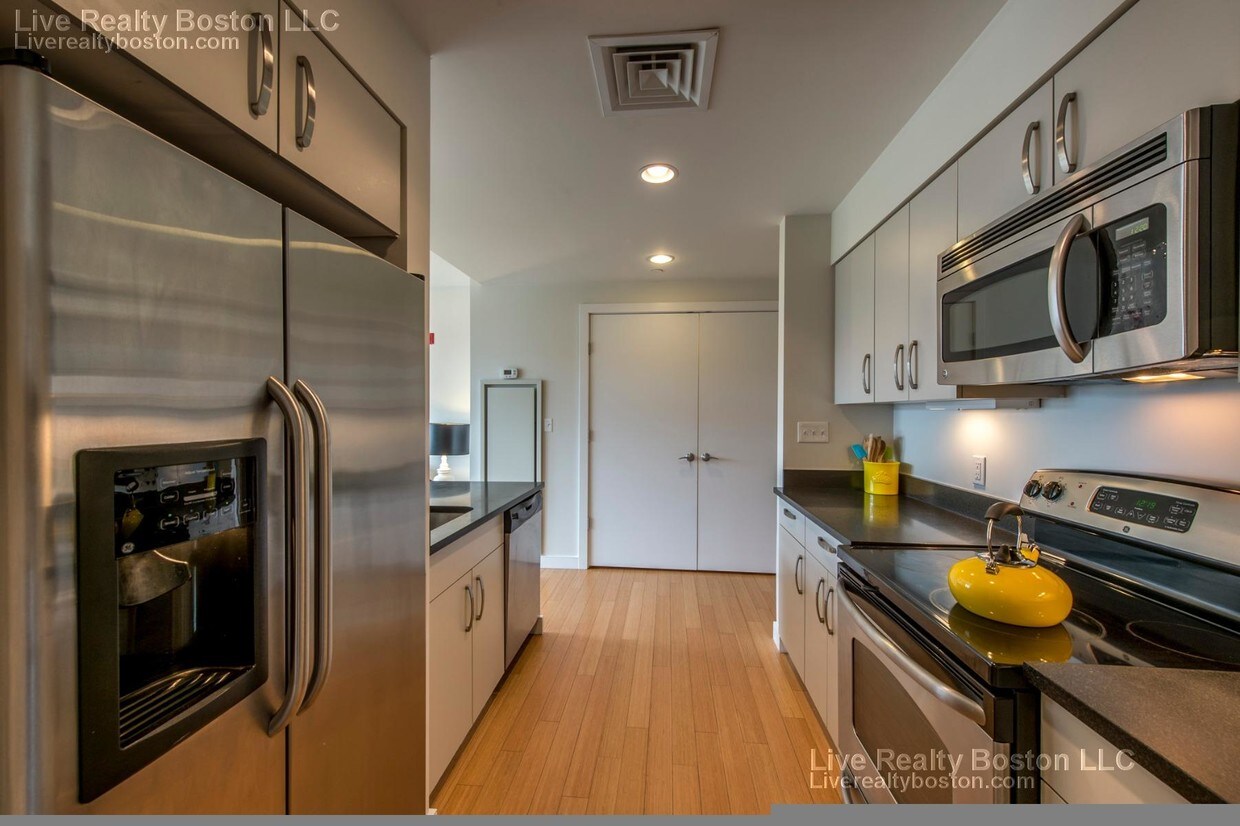 Foto principal - 609 Albany St