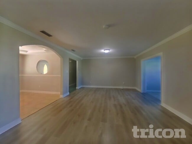 Foto del edificio - 268 Plumosa Dr